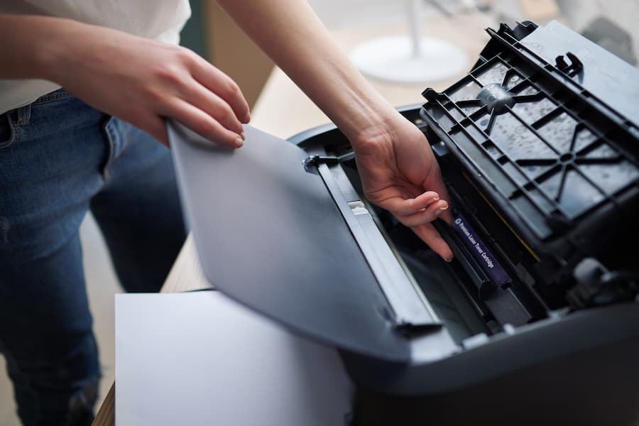 How to Use the Bypass Tray on a Copier: Step by Step Guide 10 Load the Paper
